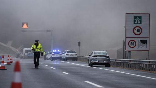 πινακίδα βροχής Ε65