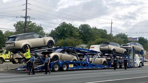 range rover έπεσε από φορτηγό