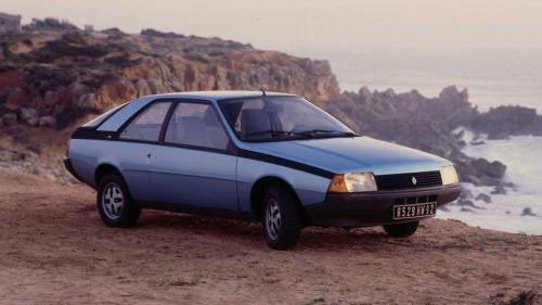 To Renault Fuego κυκλοφορούσε την περίοδο 1980-'87