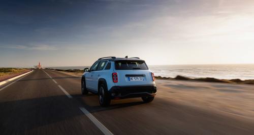 renault_4_e-tech_electric_9