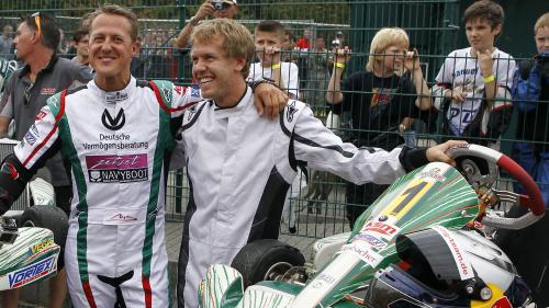 Ο Michael Schumacher με τον Sebastian Vettel σε αγώνα Καρτ τον Απρίλιο του 2011