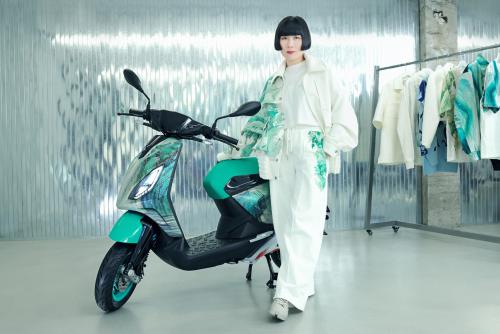 Piaggio 1 Χ Feng Chen Wang νέα ειδική έκδοση 2022