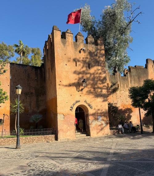 Το κάστρο Kasbah στο κέντρο της Σεφσάουεν χτίστηκε το 1471