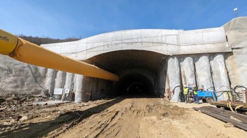 Σήραγγα Κλεισούρας