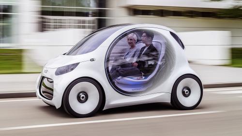 Κεντρική φωτό & πάνω: Το πρωτότυπο Smart Vision EQ Fortwo του 2017