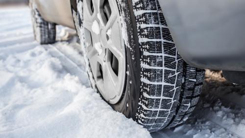 οδήγηση στο χιόνι