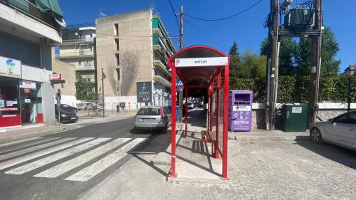 στάση λεωφορείων στη Χαλκίδα