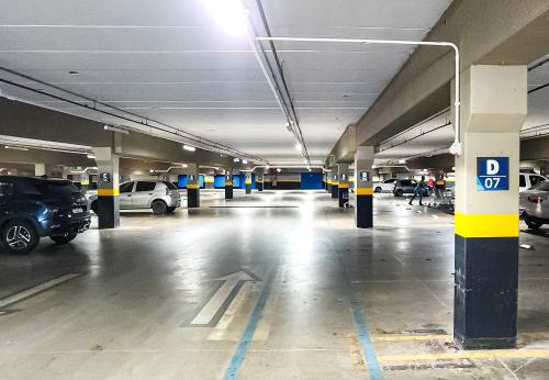 Parking σε supermarket