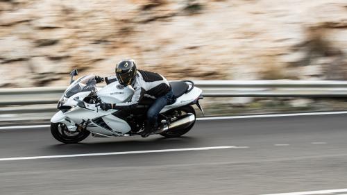 Suzuki Hayabusa δοκιμή carandmotor.gr