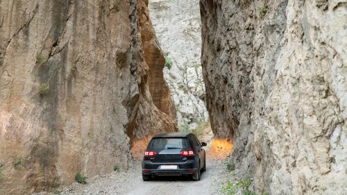 Tas Yolu