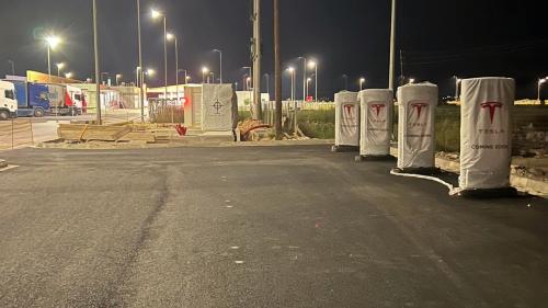 Αυτοί είναι οι φορτιστές της Tesla στην Ε.Ο. Αθηνών – Θεσσαλονίκης – Σε ποιο σημείο βρίσκονται