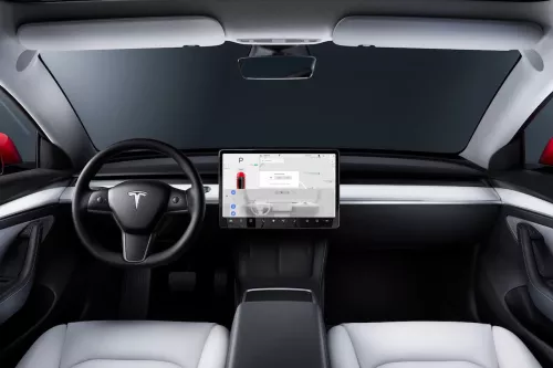 Tesla Model 3 2024