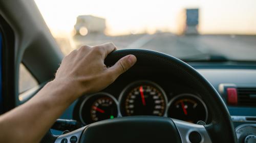steering-wheel-driver-2
