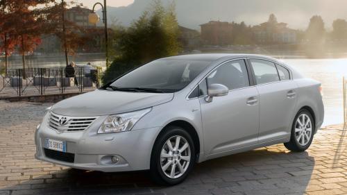 toyota avensis