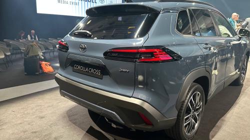 νέα toyota corolla cross 