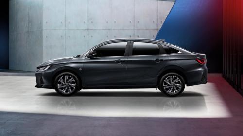φθηνό sedan toyota