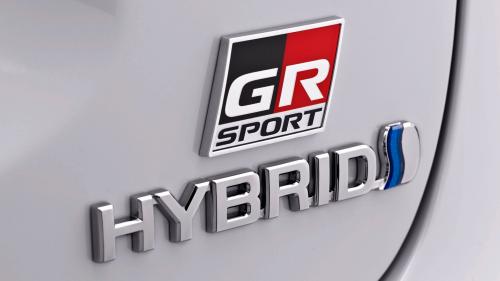 toyota yaris cross gr sport