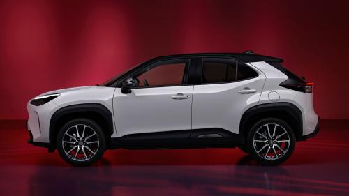 toyota yaris cross gr sport