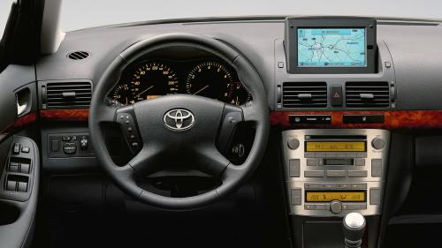 toyota avensis