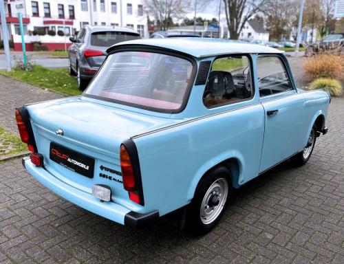 trabant b