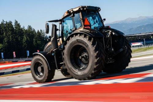 tractor b