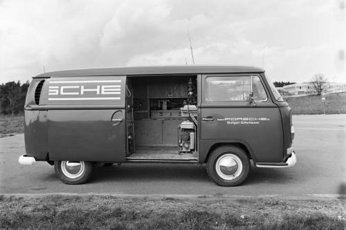 volkswagen transporter porsche