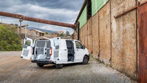 vw transporter panel van δοκιμή