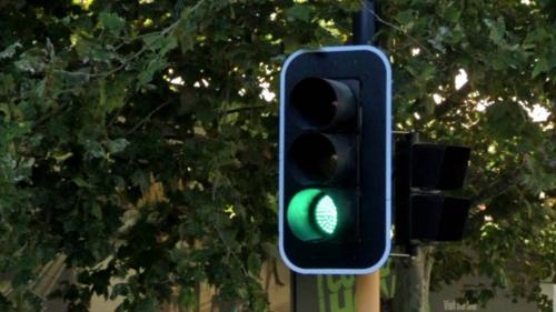 white-traffic-light-2