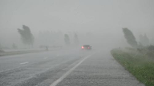 wind-road-car-3