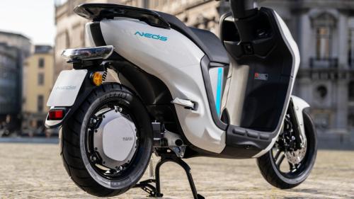 yamaha neos 5