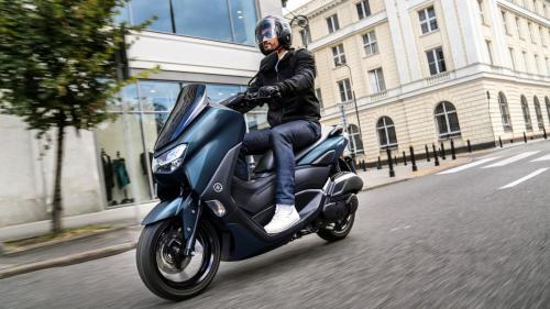 yamaha nmax155 scooter