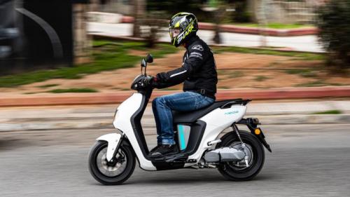 yamaha NEO's