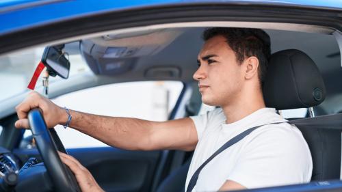 νέος οδηγός