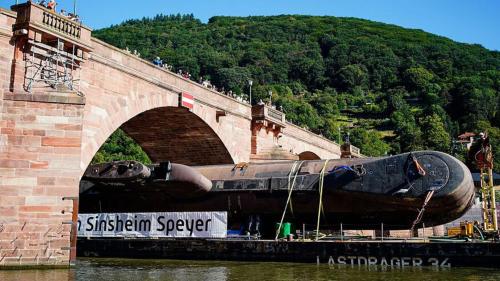 Μεταφορά υποβρυχίου