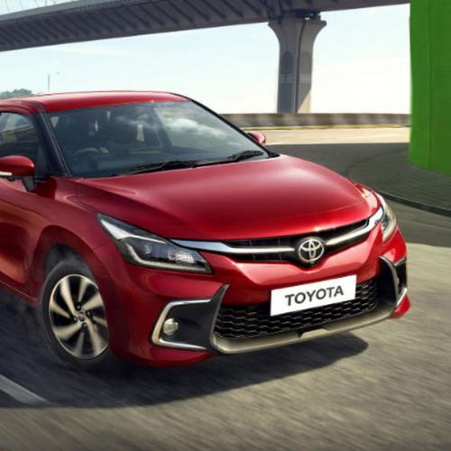 toyota glanza fthino 7500 euro