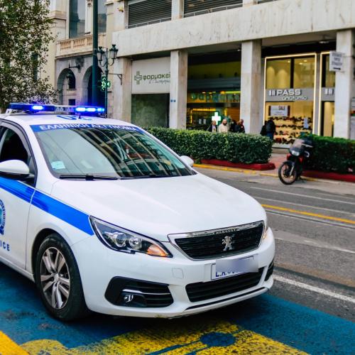 φάρος σε περιπολικό