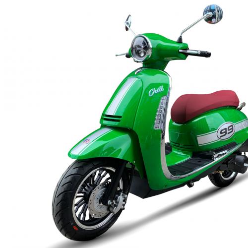 UM Chill 125 Sport - Το προσιτό scooter που οδηγείται με δίπλωμα αυτοκινήτου