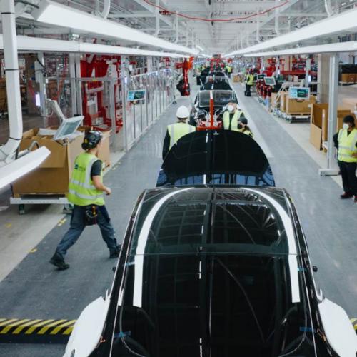 Εργοστάσιο Tesla ατύχημα κάθε μέρα
