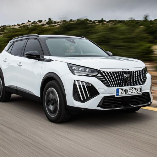 Peugeot e-2008 2023 1