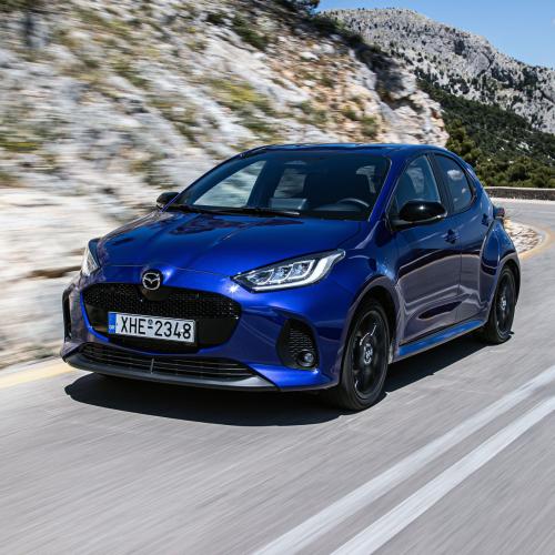 Mazda2 Hybrid 2024 1