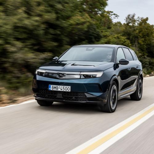 Opel Grandland Electric 214 PS 77 kWh 1