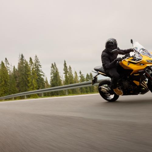 Triumph-TigerSport800