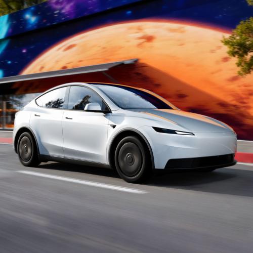 Tesla Model Y Standart 2025 1