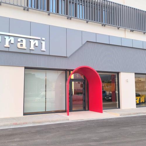 nea ekthesi Ferrari Athina 1