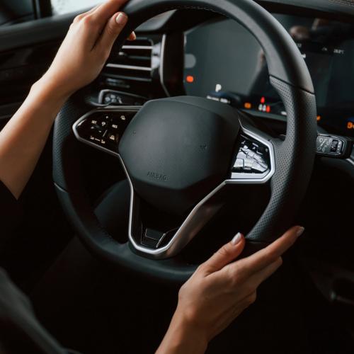 στρογγυλά τιμόνια 