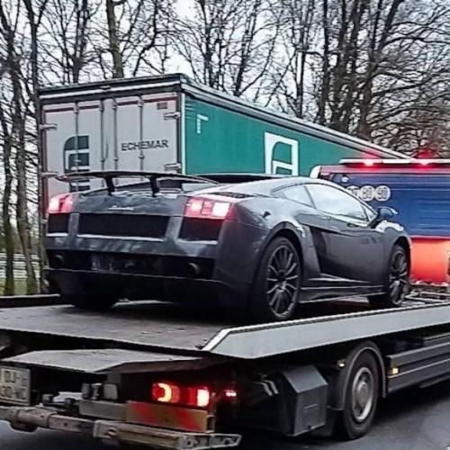 Lamborghini Gallardo 4