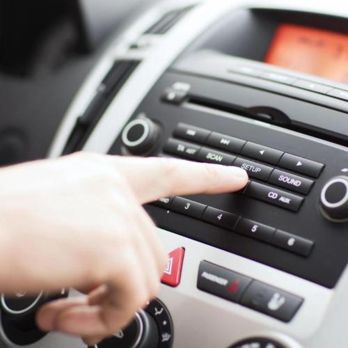 Ραδιόφωνο στο αυτοκίνητο