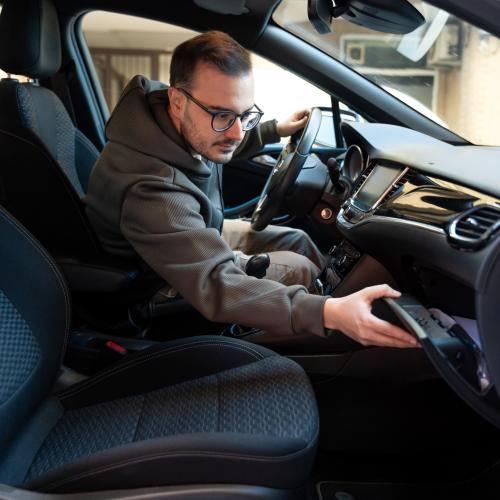 αυτοκίνητο αόρατες σφαίρες