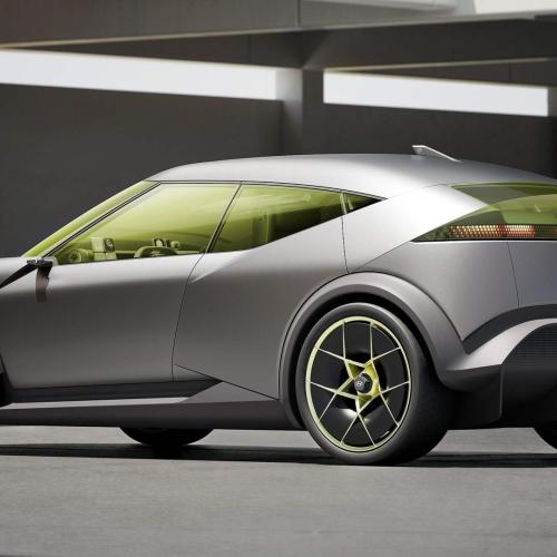 Hyundai Ioniq Concept THREE