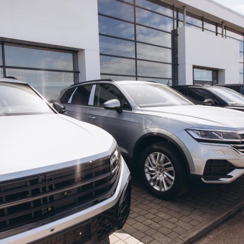 καινούργια αυτοκίνητα αυτοκόλλητα